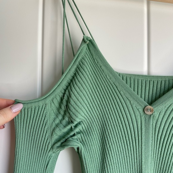 Jacquemus ribbed off the shoulder cardigan, sage green, size 40 - Picture 4 of 7